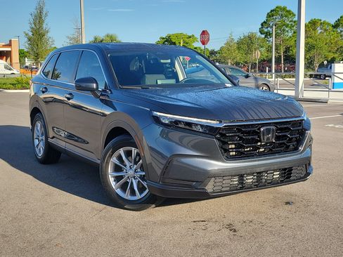 Used 2023 Honda CR-V EX image 2