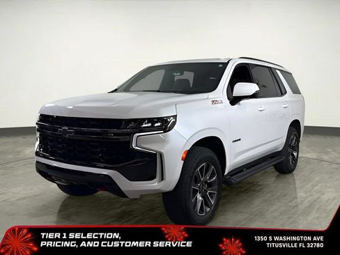 Used 2022 Chevrolet Tahoe Z71 w/ Luxury Package AWD/4WD image 16