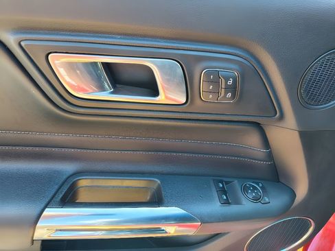 Used 2019 Ford Mustang GT Premium w/ Equipment Group 401A image 15