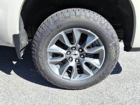 New 2026 Chevrolet Silverado 1500 RST w/ RST All Star Premium Package AWD/4WD image 13