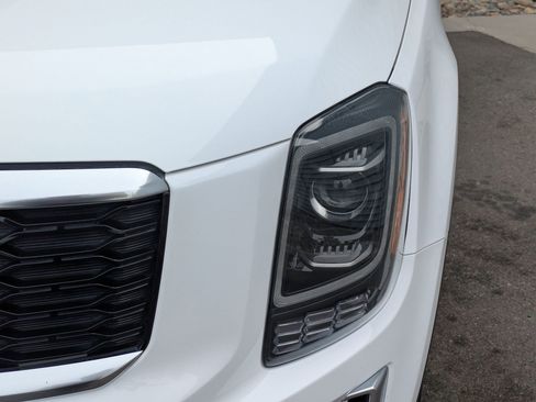 Used 2022 Kia Telluride S image 9