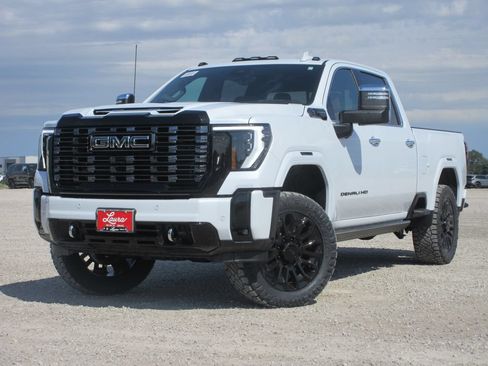 New 2026 GMC Sierra 2500 Denali Ultimate AWD/4WD image 11