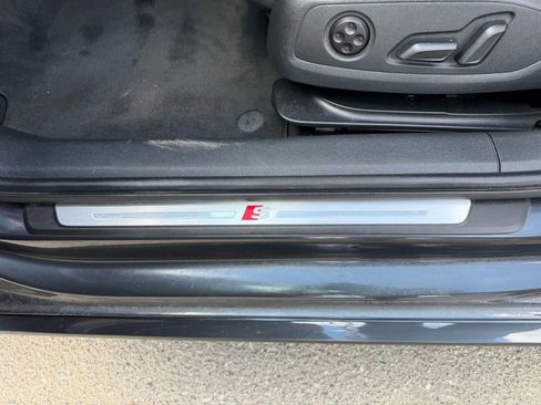 Used 2018 Audi A4 2.0T Ultra Premium w/ Convenience Package image 10