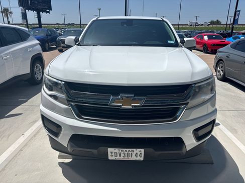 Used 2020 Chevrolet Colorado LT w/ Safety Package RWD image 2
