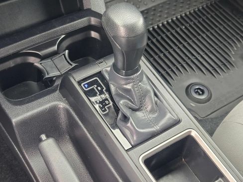 Used 2023 Toyota Tacoma SR AWD/4WD image 35