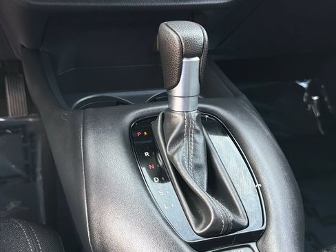 Used 2024 Honda HR-V LX image 28