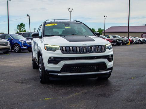 Used 2024 Jeep Compass Limited w/ Elite Group AWD/4WD image 10