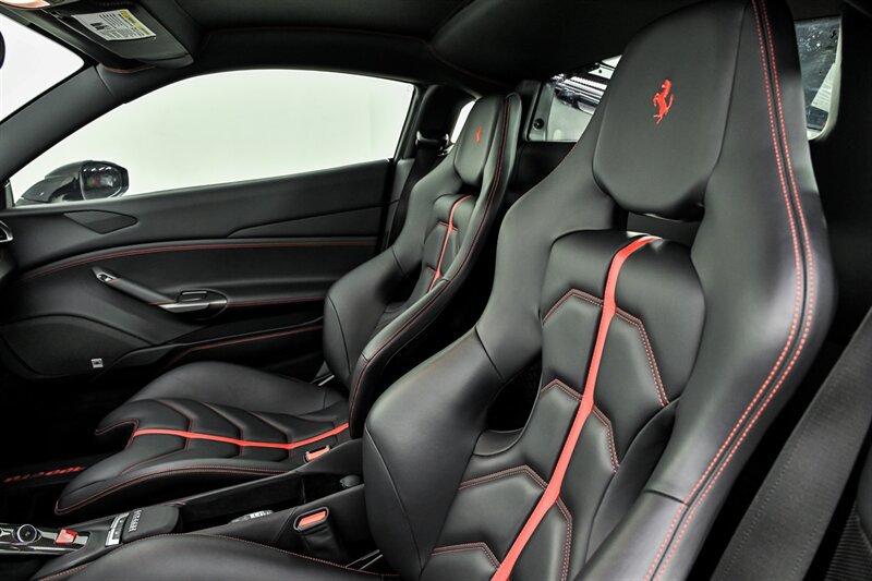 Used 2016 Ferrari 488 GTB RWD image 19