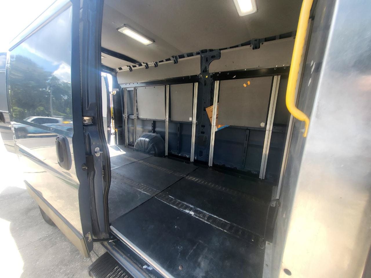 Used 2019 RAM ProMaster 3500 FWD image 24