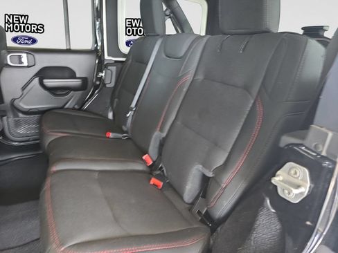 Used 2021 Jeep Wrangler Unlimited Rubicon AWD/4WD image 13