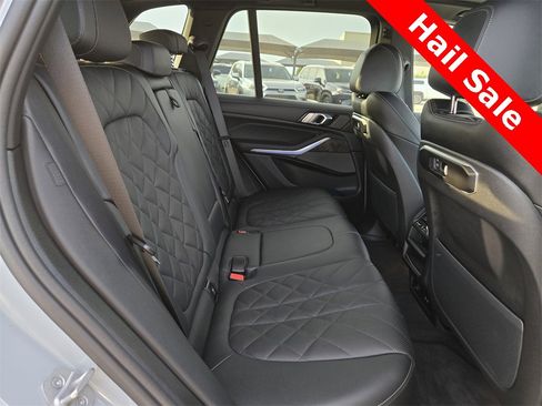 Used 2024 BMW X5 xDrive40i w/ M Sport Package image 31