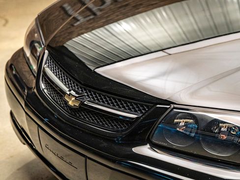 Used 2004 Chevrolet Impala SS image 22