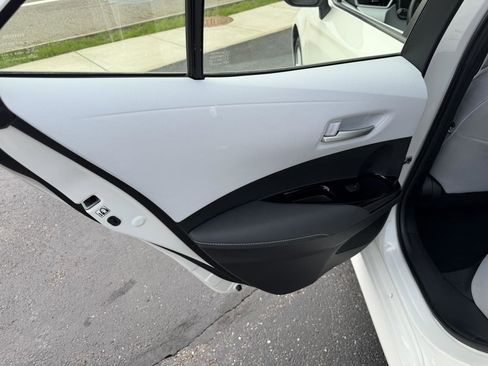 Used 2019 Toyota Corolla SE FWD image 24