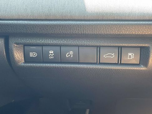 Used 2026 Toyota Camry LE FWD image 21