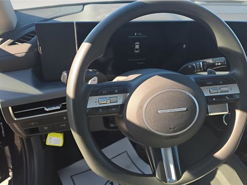 Used 2025 Hyundai Sonata SEL image 17