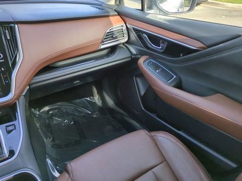 Used 2021 Subaru Outback Touring XT AWD/4WD image 17