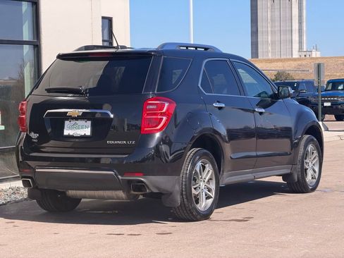 Used 2016 Chevrolet Equinox LTZ w/ Enhanced Convenience Package image 5