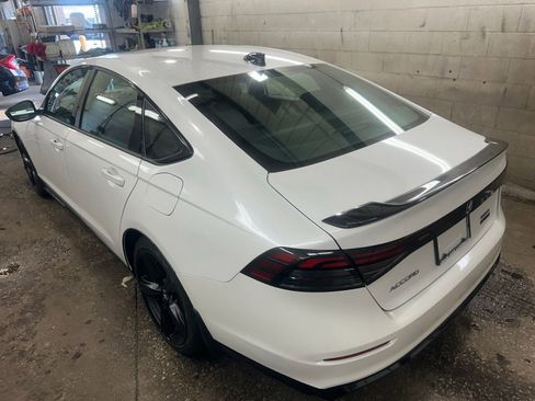 Used 2023 Honda Accord Sport image 2