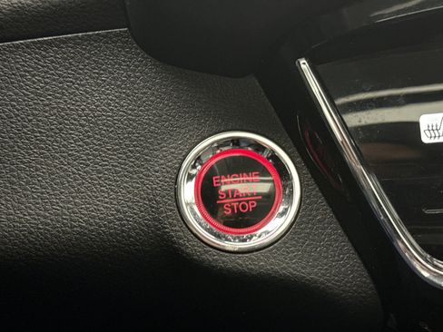 Used 2020 Honda HR-V Touring image 20