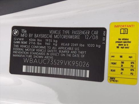 Used 2009 BMW 135i Coupe image 20