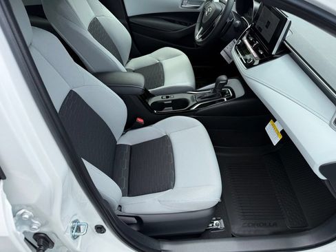 New 2026 Toyota Corolla SE FWD image 40