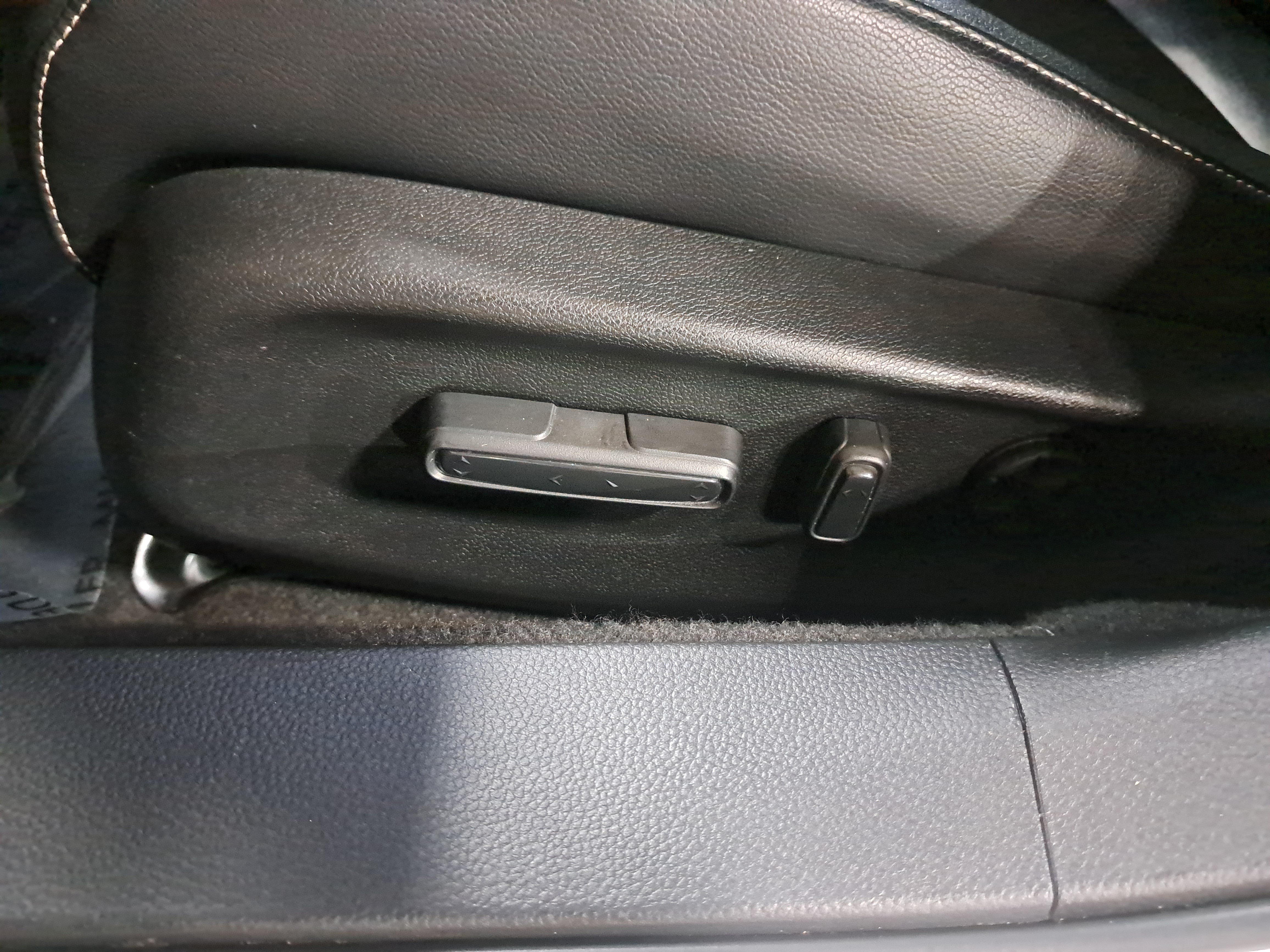 Used 2018 Honda Accord Sport image 27
