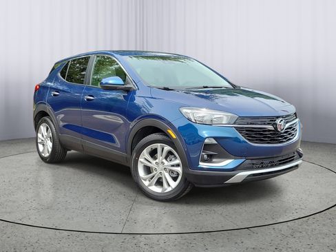 Used 2021 Buick Encore GX Preferred w/ Cold Weather Comfort Package FWD image 1