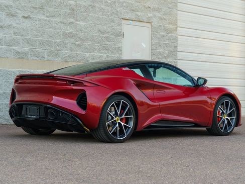 Used 2025 Lotus Emira RWD image 4