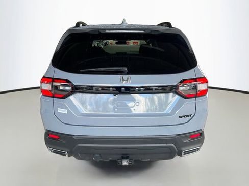 Certified 2025 Honda Pilot Sport image 7