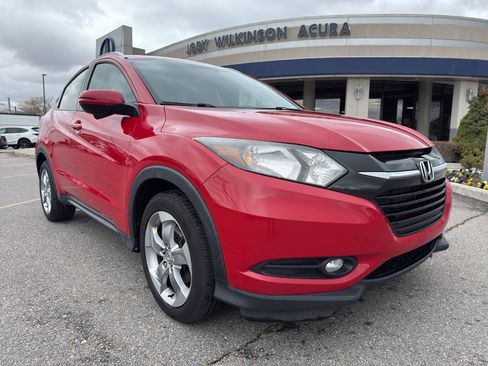 Used 2017 Honda HR-V EX-L image 1