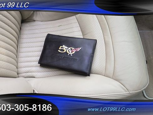 Used 2003 Chevrolet Corvette Coupe w/ Preferred Equipment Group RWD image 32