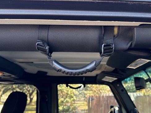 Used 2013 Jeep Wrangler Unlimited Sahara w/ Connectivity Group image 36