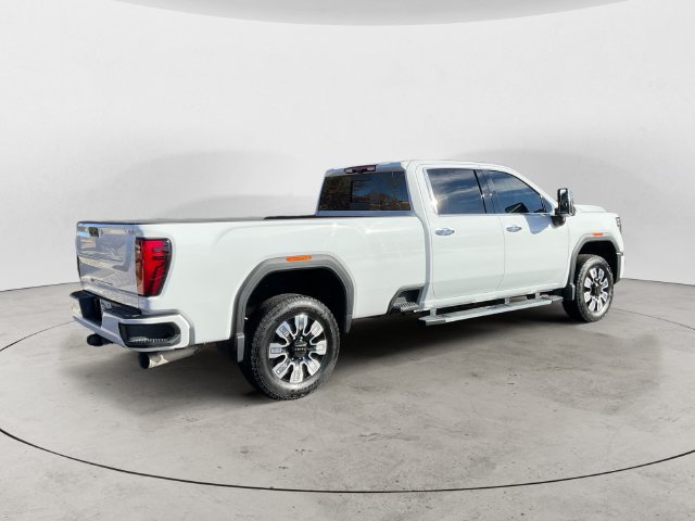 Used 2026 GMC Sierra 3500 Denali w/ Denali Reserve Package AWD/4WD image 5