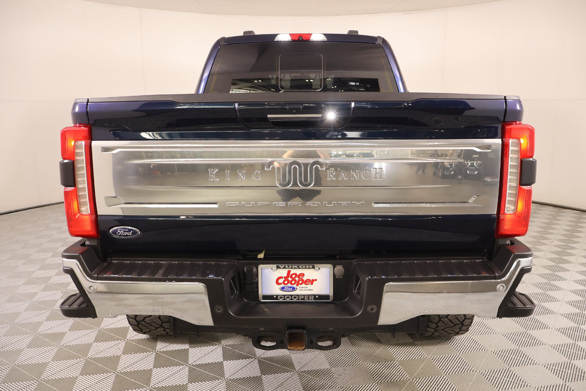 Used 2023 Ford F250 King Ranch w/ Tremor Off-Road Package AWD/4WD image 23