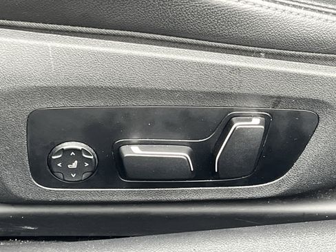 Used 2025 BMW 430i Convertible image 17