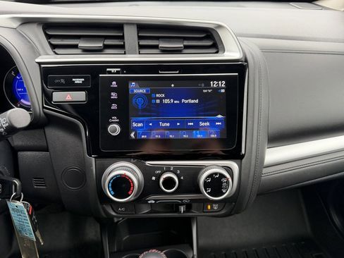 Used 2020 Honda Fit Sport image 21