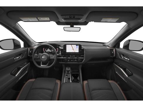 Used 2025 Nissan Pathfinder Platinum AWD/4WD image 5