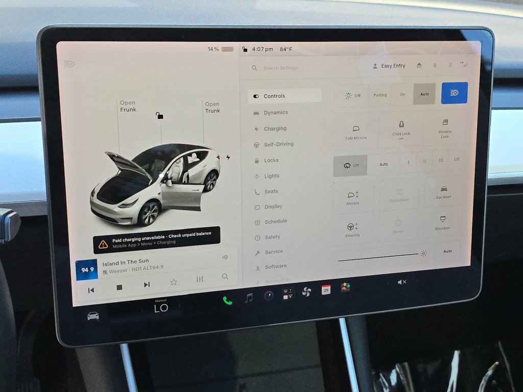 Used 2020 Tesla Model Y Long Range AWD/4WD image 32