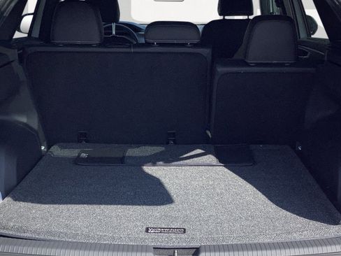 New 2026 Volkswagen Atlas Cross Sport SE image 14