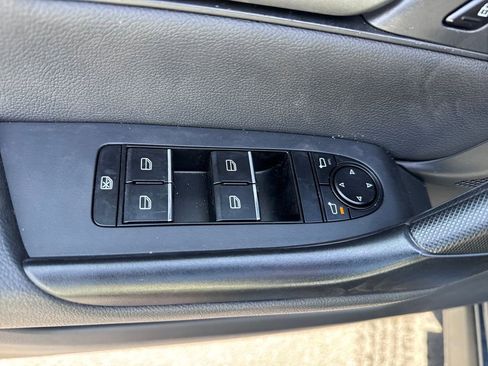 Used 2025 MAZDA CX-50 AWD 2.5 S w/ Premium Package image 12