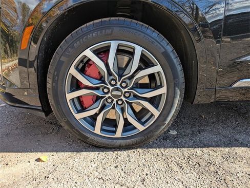 Certified 2024 Cadillac XT6 Sport image 28