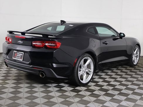 Used 2021 Chevrolet Camaro LT image 7