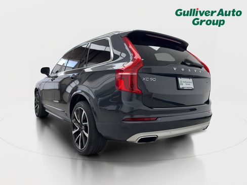 Used 2021 Volvo XC90 T6 Momentum w/ Protection Package Premier AWD/4WD image 5