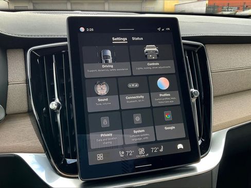 New 2026 Volvo XC90 B6 Plus w/ Protection Package Premier image 22