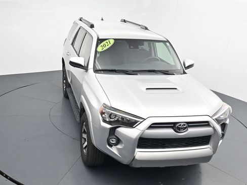 Used 2021 Toyota 4Runner TRD Off-Road AWD/4WD image 10