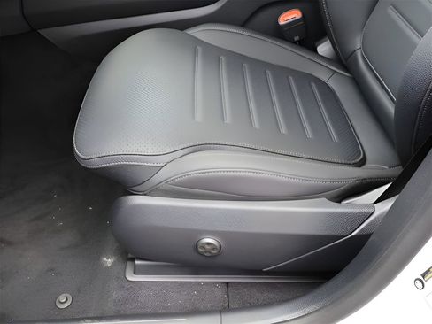 Certified 2025 Mercedes-Benz GLC 300 GLC 300 Coupe image 94