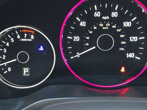 Used 2016 Honda HR-V LX image 33