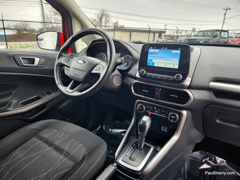 Used 2019 Ford EcoSport SE image 2