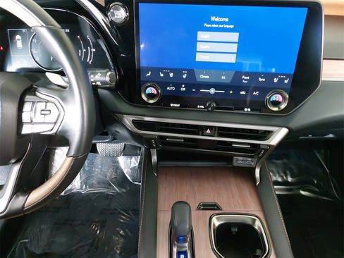 Used 2023 Lexus RX 350 Premium image 23