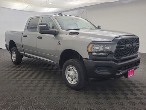 Used 2024 RAM 2500 Tradesman AWD/4WD image 6